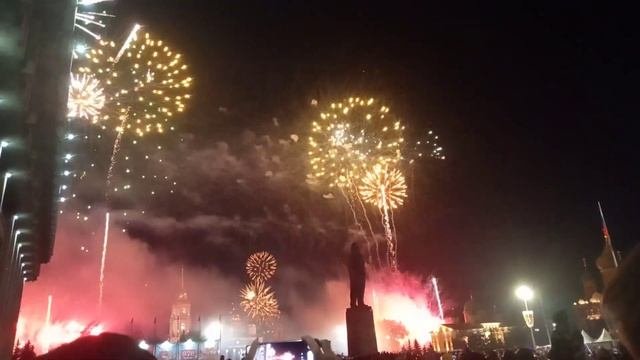 Салют на праздник день города 2022г