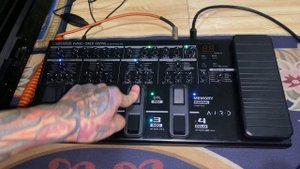 BOSS ME-90 in MANUAL MODE!