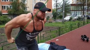 ✔️ Пуловер с резинками в наклоне (имитируем пуловер в блоке с канатной рукоятью). ⠀