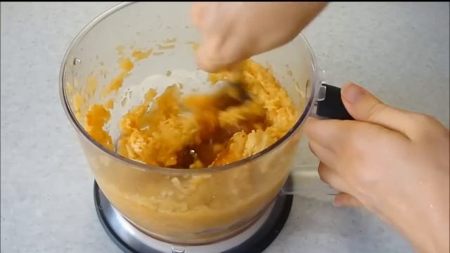 Очень вкусный тертый пирог с яблоками - простой и быстрый рецепт