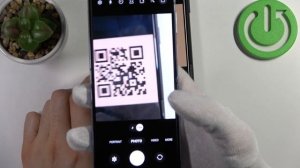 How to Scan QR Codes on Samsung Galaxy Z Flip4