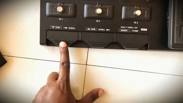 Unboxing Zoom G3Xn guitar multi effects pedal. смотреть онлайн