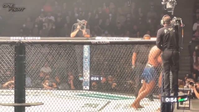 🛑Как Фрэнсис Нганну победил Сирил Гана на UFC 270 и шокировал мир !