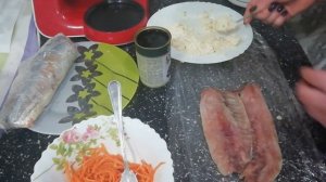 Рулет из сельди с начинкой. Вкусный и простой в приготовлении.