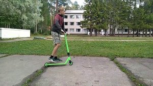 #1 ОБУЧАЛКА НОВИЧОК НА САМОКАТЕ КАК ДЕЛАТЬ ПРЫЖОК!!!