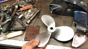 Заварили редуктор лодочного мотора Ямаха