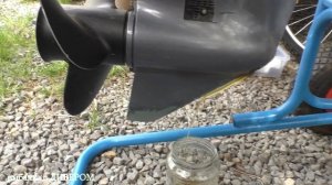 Как поменять масло в редукторе лодочного мотора самостоятельно. Замена масла в ноге двигателя.