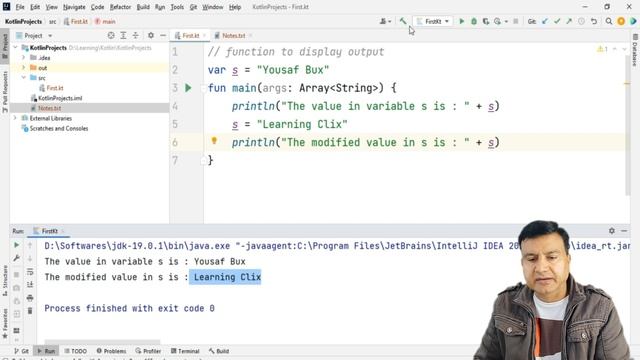 Learn Kotlin - Editor overview, Comments, String, Data types | Learning Clix | Tutorial#03