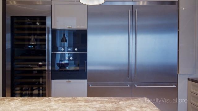 Квартира с видом на Патриарший пруд | Видео элитной недвижимости Москва 4K смотреть онлайн