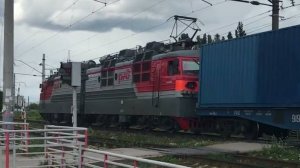 Электровоз ВЛ80с-2724 с грузовым поездом на перегоне Нижний Новгород Московский - Толоконцево