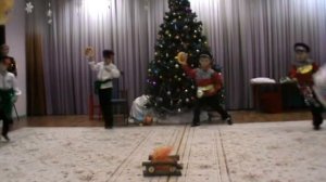 фрагмент сказки 12 месяцев.  танец 12 месяцев