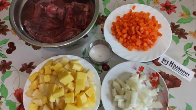 Суп из дикой козлятины с картофелем, морковью и луком