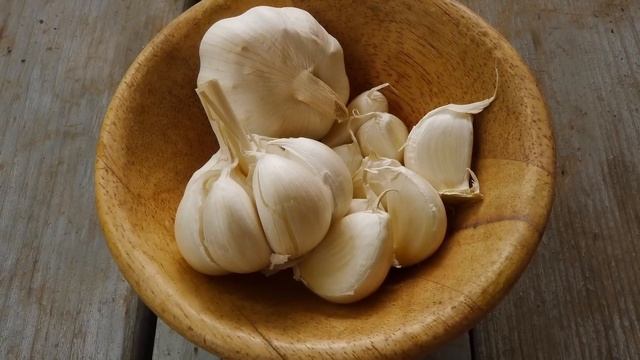 ?ВАЖНАЯ ПОДКОРМКА ЧЕСНОКА В ИЮНЕ?