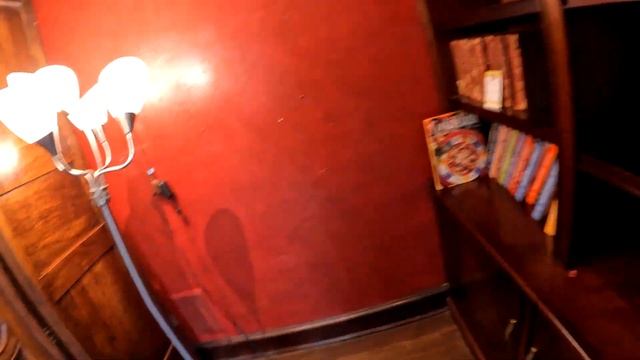 Еще парочка домов. Распродажи. Ищем антиквариат и винтаж. смотреть онлайн