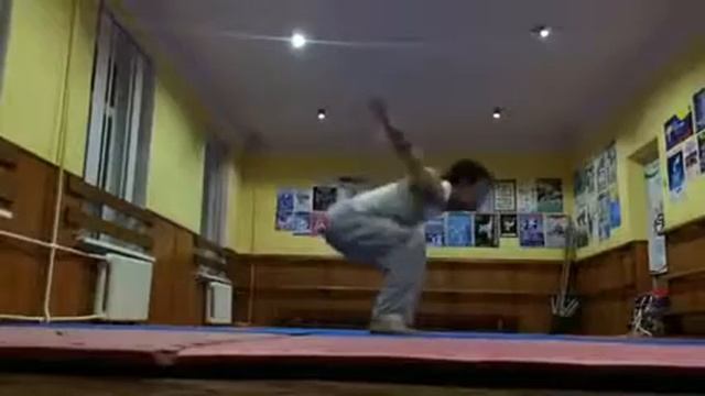 отжимания с сальто смотреть онлайн