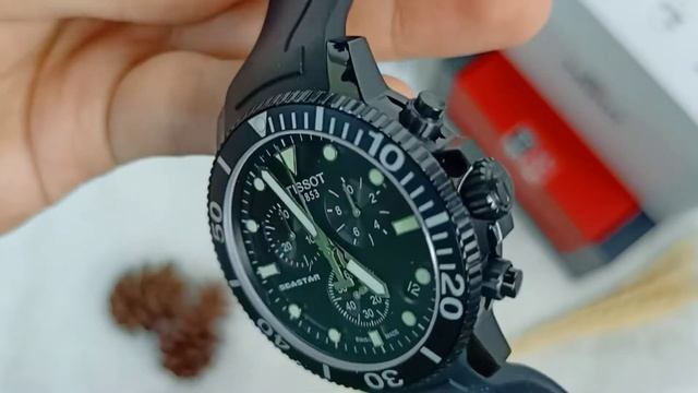Tissot T-Sport Seastar 1000 Chronograph Black Dial Black Rubber смотреть онлайн