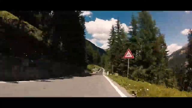 Stelvio Pass... At hyper-speed! Cycling the world's best driving road (Passo dello Stelvio - Prato) смотреть онлайн