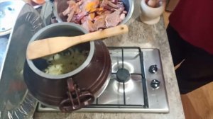 АФГАНСКИЙ КАЗАН .ДИКОЕ МЯСО лося кабана вместе с говядиной бараниной и свининой.