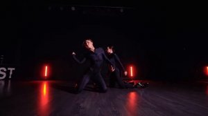 GUCCI FRAMES / FRAME UP STRIP / JULIA GOGINA & MARIA STEPANOVA