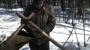 Кресло из плащ-палатки.