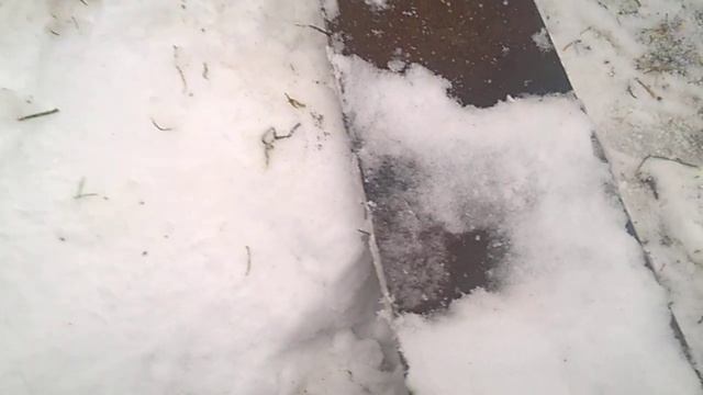 Чистим мокрый снег. Доработки снегоуборщика к мотоблоку. смотреть онлайн