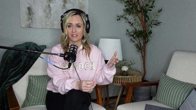 How to be a Friend Through the Seasons смотреть онлайн