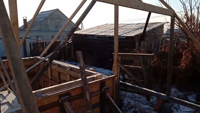 Большая теплица для Бассейна (Пруда) за 20 т.р / Навес для пруда (Часть 5) смотреть онлайн