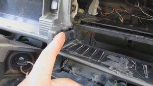 2DIN в ВАЗ 21099. Легко.