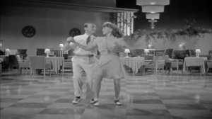 Танцы с акробатикой, ретро