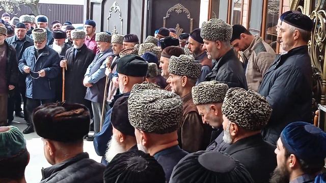 Funeral. Похороны у Мержоевых 02.04.2022г. Алихан во1 Аслан дакхалха Таьзет. Троицк Ингушетия смотреть онлайн