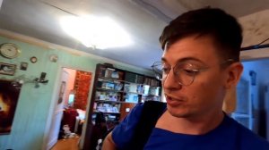 Знакомлю с мамой жену филиппинку и сыночка . Найви впервые в Астрахани. Показываю где я вырос