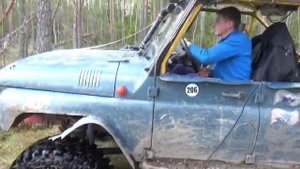 УАЗ на 36 колесах по болоту Вырица-трофи4х4