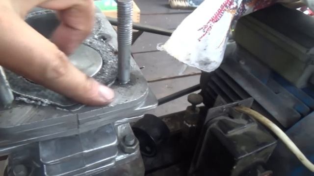 компрессор С412 плохо качает смотреть онлайн