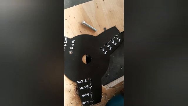 trimmer # 1 Триммер , тяпка не нужна ! смотреть онлайн