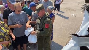Доставка гуманитарной помощи жителям отдаленных районов Лисичанска
