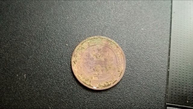 Обычный коп рядом с распаханной деревенькой смотреть онлайн