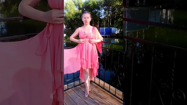 Нина Филиппович в платье из  салона- "Магия моды", куплено мною 12 лет назад=выпускной 2020