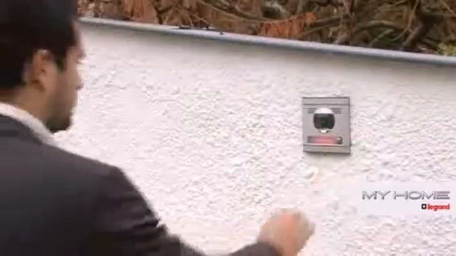 Мультимедийные панели Legrand смотреть онлайн