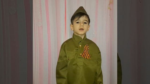 "Офицер" (автор: В.Ф. Кузьминов), Читает: Талыблы Ибрагим, 7 лет