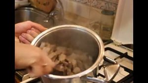 Как тушить говядину! Готовим ОЧЕНЬ вкусную говядину!