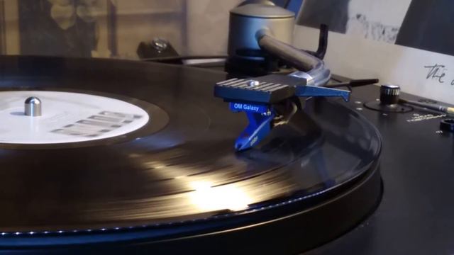 Слушаем винил\ Sting \Side 1\ "The Dream Of The Blue Turtles" 1985 Vinil смотреть онлайн