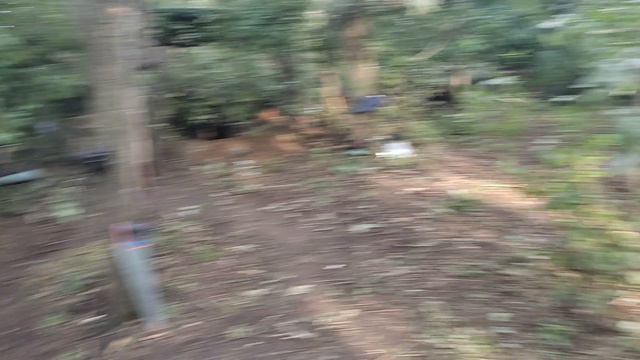 Наш укреп, замаскировали окоп сетью.