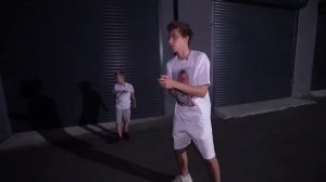 ВЛАД А4 ПОДАРИЛ МАМЕ МАШИНУ **она заплакала**