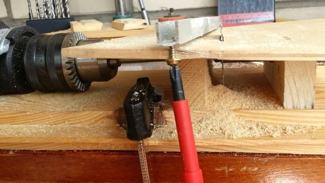 Самодельная мини циркулярная пила своими руками из дрели