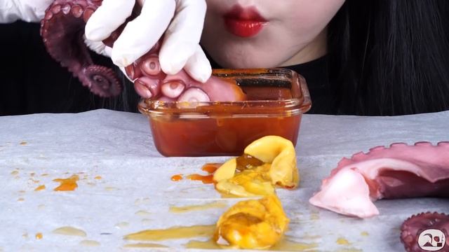 ASMR OYSTER, SPICY SEAFOOD, OCTOPUS, SEA PINEAPPLE/굴 먹방, 문어, 해산물 먹방, 멍게, 불닭 초장 소스 먹방MUKBANG
