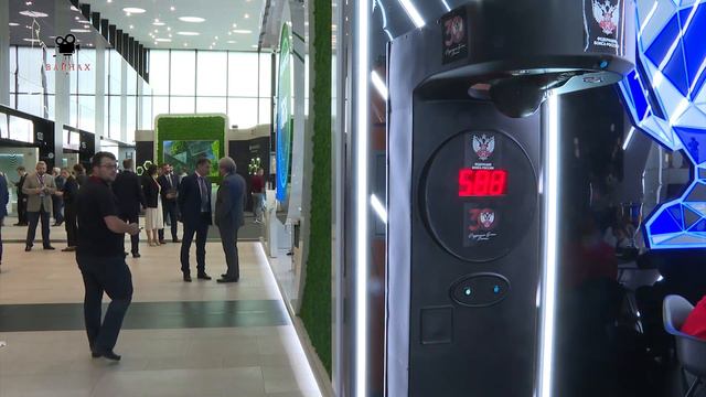 Шокирующий удар от Ингуша на Форуме в Сочи)) смотреть онлайн