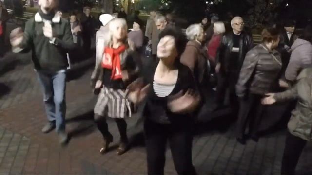 Танцы на Приморском бульваре - Севастополь - 12.12.19 - ДР Кати Прибыловой - Певец Сергей Соков-LIV