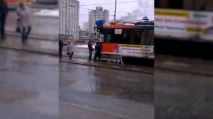 В центре Перми загорелся трамвай