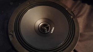 Audison apx 6.5 high-end coax tugce Kandemir bass test