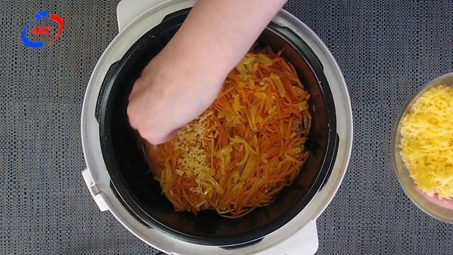 Мультиварка-скороварка. Стейки кеты с овощами в ARC–QDL-514D смотреть онлайн